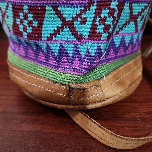 VINTAGE Handwoven Cotton and Leather bucket bag - Picture 8 of 9